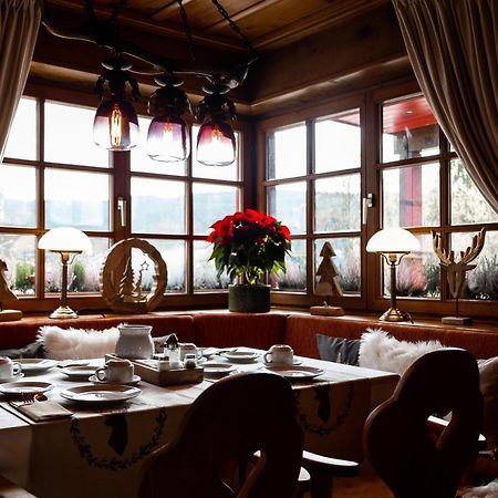 Hotel Zum See, Titisee Экстерьер фото