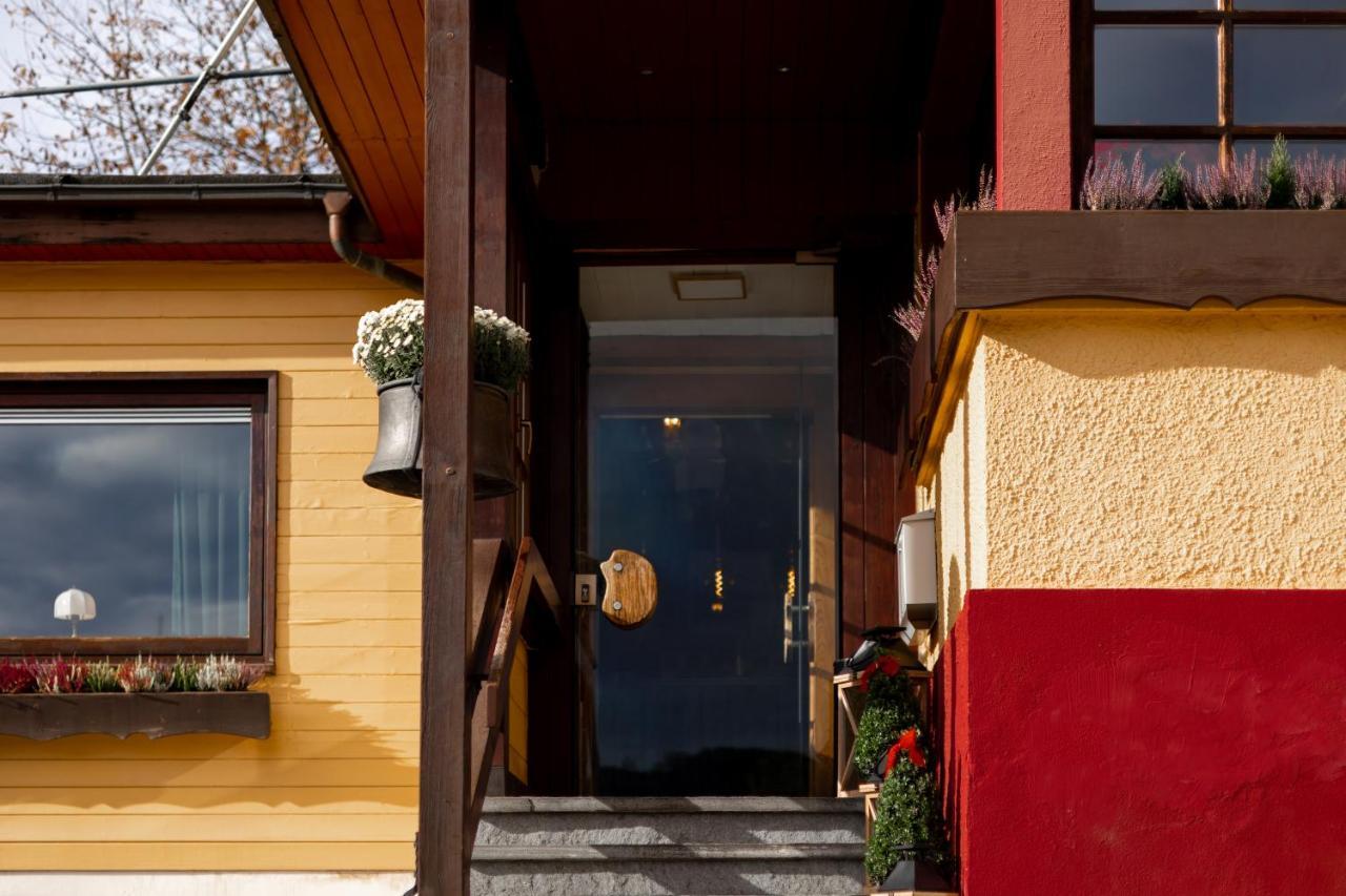 Hotel Zum See, Titisee Экстерьер фото