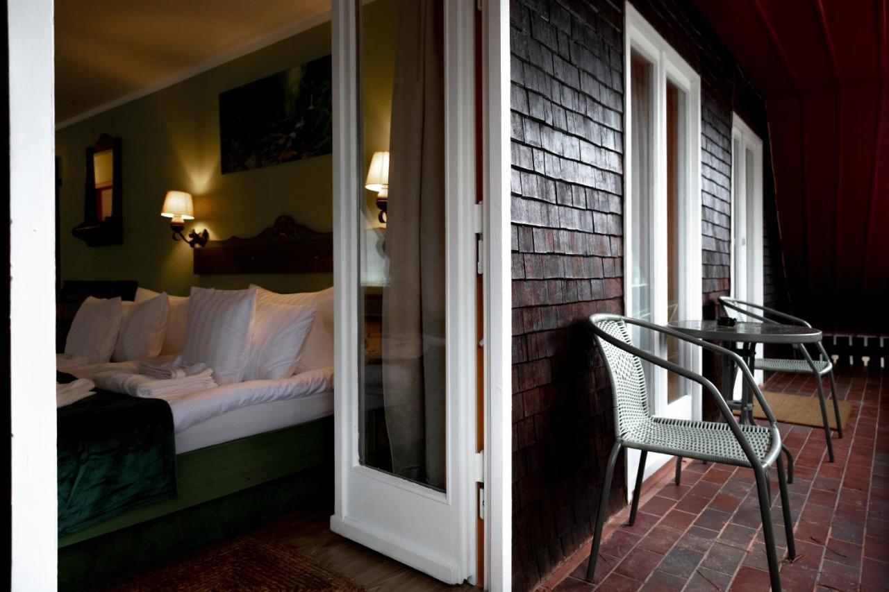 Hotel Zum See, Titisee Экстерьер фото
