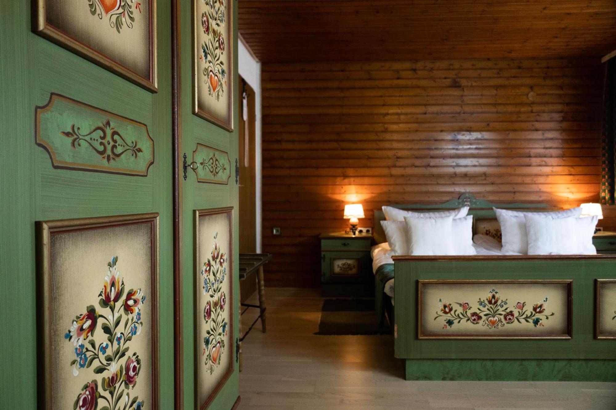 Hotel Zum See, Titisee Экстерьер фото